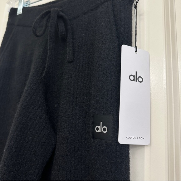 NWT Black ALO Snuggle Up Sweater High-Waist Wide Leg Pant Size XS (2-4) - Picture 2 of 10